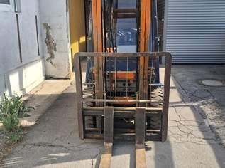Stapler Diesel (Toyota), 4980 €, Auto & Fahrrad-Traktoren & Nutzfahrzeuge in 9800 Spittal an der Drau