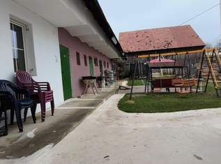 CHARMANTES WOHNEN MIT GROßEM HOF, TIERHALTUNG & VIEL PLATZ FÜR FAMILIEN!, 320000 €, Immobilien-Häuser in 2153 Stronsdorf