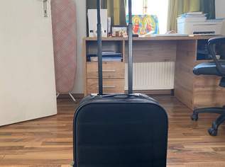 Reisekoffer, Handgepäck mit 2 Rollen, 35 €, Kleidung & Schmuck-Taschen & Koffer in 1030 Landstraße