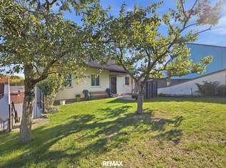 Großes Familienpotenzial in Niederfellabrunn: Gepflegtes Massivhaus mit Traum-Aussicht!, 375000 €, Immobilien-Häuser in 2004 Niederfellabrunn