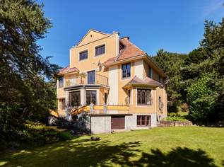 Stilvolle Villa mit gepflegtem Garten in Ruhelage, 1148000 €, Immobilien-Häuser in 8020 