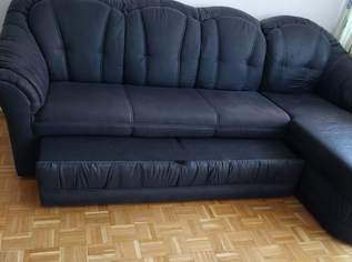 Schwarze Couch mit Bettfunktion Schwarze Couch mit Bettfunktion