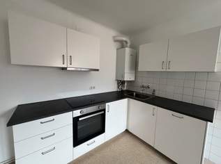 HELLE und RUHIGE Wohnung - ZWEI Zimmer im DG, 828.42 €, Immobilien-Wohnungen in 1030 Landstraße