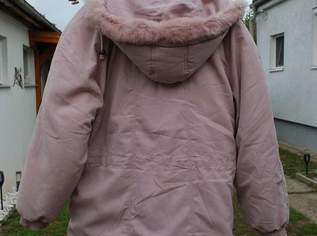 Damenjacke mit Kapuze Damenjacke mit Kapuze