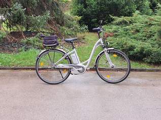 E Bike , 880 €, Auto & Fahrrad-Fahrräder in 1140 Penzing