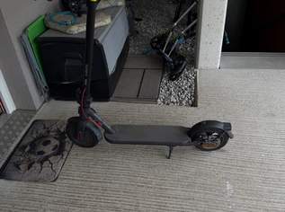 Xiaomi Electric Scooter 4 – Top Zustand | 20km Reichweite | VB 300€, 300 €, Auto & Fahrrad-Fahrräder in 8010 Graz Xiaomi Electric Scooter 4 – Top Zustand | 20km Reichweite | VB 300€, 300 €, Auto & Fahrrad-Fahrräder in 8010 Graz