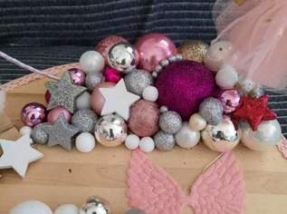 Weihnachtsdekoration in rosa , 40 €, Haus, Bau, Garten-Geschirr & Deko in 1100 Favoriten
