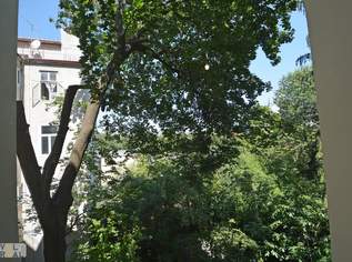 Sanierungsbedürftige, großzügige 4-Zimmer-Wohnung mit Loggia, 499000 €, Immobilien-Wohnungen in 1140 Penzing