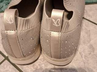 Haushaltsauflösung, 20 €, Marktplatz-Sammlungen & Haushaltsauflösungen in 1210 Floridsdorf