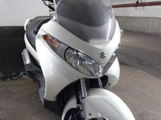 Suzuki Burgman UH 125, nur 2.146 km