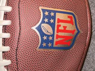 Wilson Duke Football, 40 €, Marktplatz-Sportgeräte & Zubehör in 4040 Linz