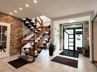 Großzügiges Lager mit Freifläche in Mönchhof, 3582m², teilrenoviert, 6 Stellplätze, €850.000, 850000 €, Immobilien-Gewerbeobjekte in 7123 Mönchhof