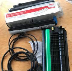 OKI 430dn Monolaser Kopierer/ Drucker mit neuer Lichtleiste und zus. Rolle & Toner