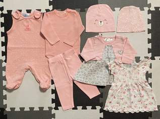 Bekleidungspaket Mädchen Größe 56, 14 €, Kindersachen-Kindermode in 1110 Simmering Bekleidungspaket Mädchen Größe 56, 14 €, Kindersachen-Kindermode in 1110 Simmering