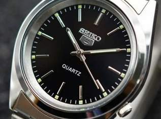 men luxury quartz watch high qualität ultra thin stainless steel wrist watch with gift box Ganz neu Wasserdicht. 100m, 50 €, Kleidung & Schmuck-Accessoires, Uhren, Schmuck in 1150 Rudolfsheim-Fünfhaus