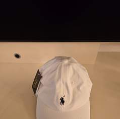 Kappe , 30 €, Kleidung & Schmuck-Damenkleidung in 5411 Oberalm