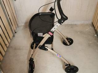 Rollator Rollator