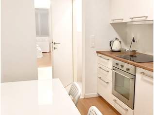 Altbauwohnung – bezugsfertig & provisionsfrei Altbauwohnung – bezugsfertig & provisionsfrei