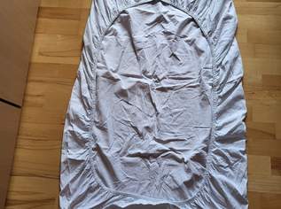 Spannleintuch für Gitterbett, 1 €, Kindersachen-Kinderzimmer in 2214 Gemeinde Auersthal