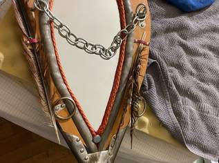 Pferdekummet mit Spiegel , 50 €, Marktplatz-Sammlungen & Haushaltsauflösungen in 1120 Meidling