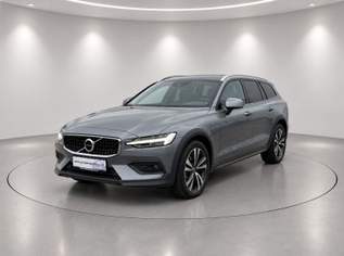 V60 Cross Country D4 AWD Pro Aut. NP 68.803.-, 26990 €, Auto & Fahrrad-Autos in 4020 Bulgariplatz
