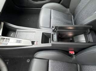 308 Allure SHZ+KAMERA+NAVI+KEYLESS+ACC+17 LM ..., 27854 €, Auto & Fahrrad-Autos in 6844 Gemeinde Altach 308 Allure SHZ+KAMERA+NAVI+KEYLESS+ACC+17 LM ..., 27854 €, Auto & Fahrrad-Autos in 6844 Gemeinde Altach