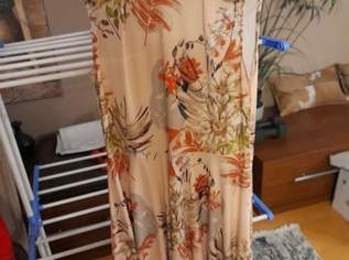 Kleid, bunt, Gr. 44, 15 €, Kleidung & Schmuck-Damenkleidung in 1220 Donaustadt Kleid, bunt, Gr. 44, 15 €, Kleidung & Schmuck-Damenkleidung in 1220 Donaustadt