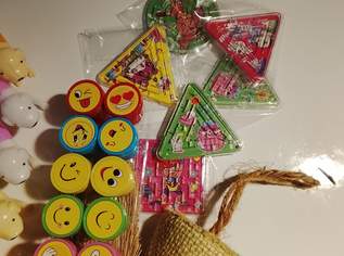 GESCHENKE....PRÄSENTE....OSTERSACKERL !!