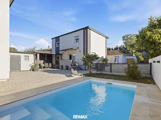 2 NEUWERTIGE HÄUSER FÜR DREI PARTEIEN mit Pool & Palmen-Oase in Aspersdorf! Ideal für Familie, Beruf & Entspannung, 1050000 €, Immobilien-Häuser in 2020 Aspersdorf