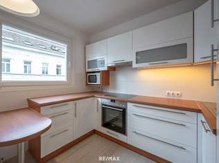 Frisch saniert! Großzügige 4-5 Zimmer Wohnung mit Loggia nahe Wienerberg, 435000 €, Immobilien-Wohnungen in 1100 Favoriten