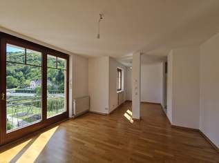 CHARMANTE BALKONWOHNUNG MIT ANLEGEREIGNUNG IN TOPLAGE MIT HERRLICHEM AUSBLICK, 145000 €, Immobilien-Wohnungen in 3500 Am Steindl