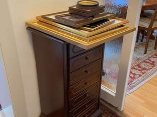 Stilschränkchen, 120 €, Haus, Bau, Garten-Möbel & Sanitär in 8010 Geidorf Stilschränkchen, 120 €, Haus, Bau, Garten-Möbel & Sanitär in 8010 Geidorf