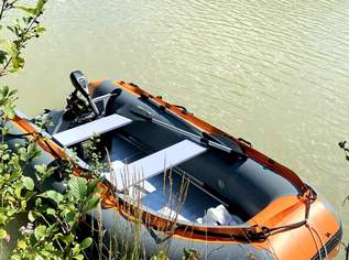 SCHLAUCHBOOT mit Elektromotor, 490 €, Auto & Fahrrad-Boote in 9170 Ferlach
