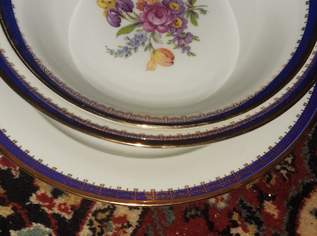 Festliche Porzellan -Hochzeitsgeschenk- Tafelservice, Handgemalt