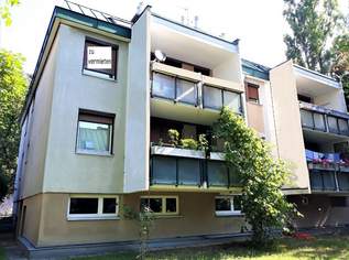 Sonnige 4 Zimmerwohnung mit Balkon