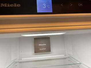 Komplettküche mit Geräten Topzustand 