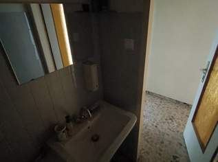 ca 30m2 Fläche mit Schaufenster in Stammersdorf 