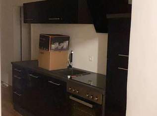 Hochglanz schwarzer Küchenblock inkl. Geräte, 3000 €, Haus, Bau, Garten-Möbel & Sanitär in 8041 Graz