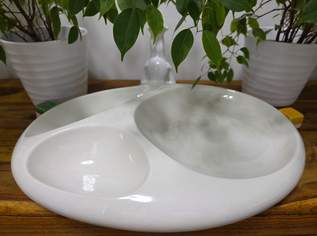 Villeroy & Boch: hochwertige, dreigeteilte ovale Servierschale/ Servierplatte in beige, 50 €, Haus, Bau, Garten-Geschirr & Deko in 1020 Leopoldstadt