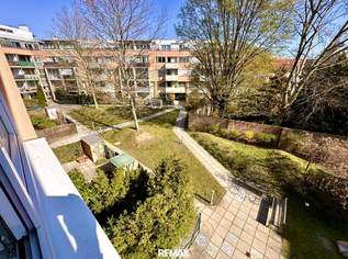 Helle 3-Zimmer-Wohnung - gemütliche Loggia - Blick ins Grüne!, 1390 €, Immobilien-Wohnungen in 1120 Meidling