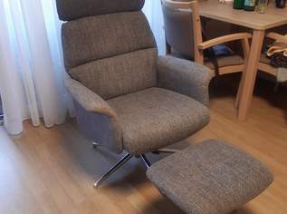 Relax-Sessel mit Hocker - Kopstütze mit Armlehnen - grau Relax-Sessel mit Hocker - Kopstütze mit Armlehnen - grau