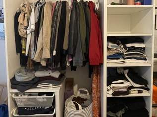 IKEA PAX Kleiderschrank, 100 €, Haus, Bau, Garten-Möbel & Sanitär in 1030 Landstraße IKEA PAX Kleiderschrank, 100 €, Haus, Bau, Garten-Möbel & Sanitär in 1030 Landstraße