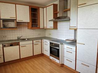 Top Lage - 4-Zimmer-Wohnung mit Loggia, Klimaanlage und Schwedenofen - unmittelbar beim Schulzentrum, Bahnhof und Stadtzentrum!, 1290 €, Immobilien-Wohnungen in 7100 Gemeinde Neusiedl am See Top Lage - 4-Zimmer-Wohnung mit Loggia, Klimaanlage und Schwedenofen - unmittelbar beim Schulzentrum, Bahnhof und Stadtzentrum!, 1290 €, Immobilien-Wohnungen in 7100 Gemeinde Neusiedl am See