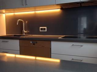 Küche neuwertig, Preis VB, 8000 €, Haus, Bau, Garten-Möbel & Sanitär in 9500 Villach Küche neuwertig, Preis VB, 8000 €, Haus, Bau, Garten-Möbel & Sanitär in 9500 Villach