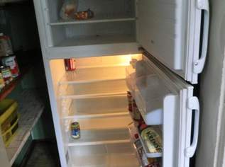 Kühlschrank mit integrierter Kühlbox, 175 €, Haus, Bau, Garten-Haushaltsgeräte in 9020 Klagenfurt am Wörthersee Kühlschrank mit integrierter Kühlbox, 175 €, Haus, Bau, Garten-Haushaltsgeräte in 9020 Klagenfurt am Wörthersee