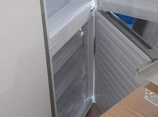 Verkaufe Tiefkühlkombination , 130 €, Haus, Bau, Garten-Haushaltsgeräte in 2482 Gemeinde Münchendorf Verkaufe Tiefkühlkombination , 130 €, Haus, Bau, Garten-Haushaltsgeräte in 2482 Gemeinde Münchendorf
