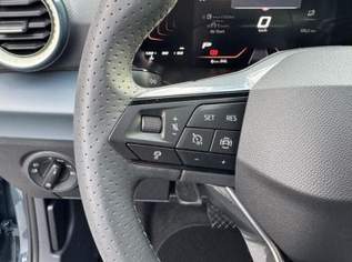 Arona Style 1,0 TSI MO26 DSG 2ZoKlima ACC Kam..., 27787 €, Auto & Fahrrad-Autos in 6844 Gemeinde Altach Arona Style 1,0 TSI MO26 DSG 2ZoKlima ACC Kam..., 27787 €, Auto & Fahrrad-Autos in 6844 Gemeinde Altach