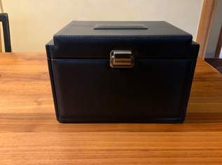 Breitling Uhrenbeweger Scatola, 3100 €, Kleidung & Schmuck-Accessoires, Uhren, Schmuck in 8052 Graz Breitling Uhrenbeweger Scatola, 3100 €, Kleidung & Schmuck-Accessoires, Uhren, Schmuck in 8052 Graz