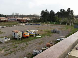 Freifläche Gewerbliche Grund AB 200 m² Preis 1,50 € pro m², 360 €, Immobilien-Gewerbeobjekte in 2231 Gemeinde Strasshof an der Nordbahn Freifläche Gewerbliche Grund AB 200 m² Preis 1,50 € pro m², 360 €, Immobilien-Gewerbeobjekte in 2231 Gemeinde Strasshof an der Nordbahn