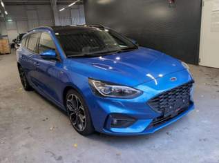 Focus Traveller 2.0 EcoBlue ** ST-Line *PANO *LEDER*AHK, 17490 €, Auto & Fahrrad-Autos in 4693 Desselbrunn